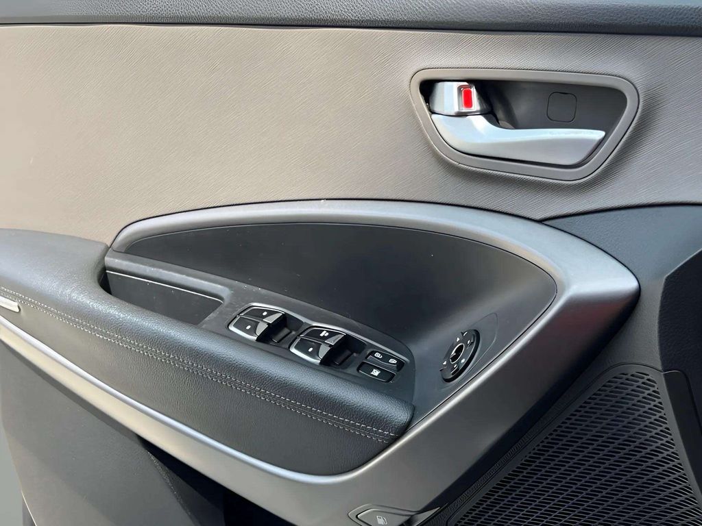 2013 Hyundai Santa Fe Sport #24