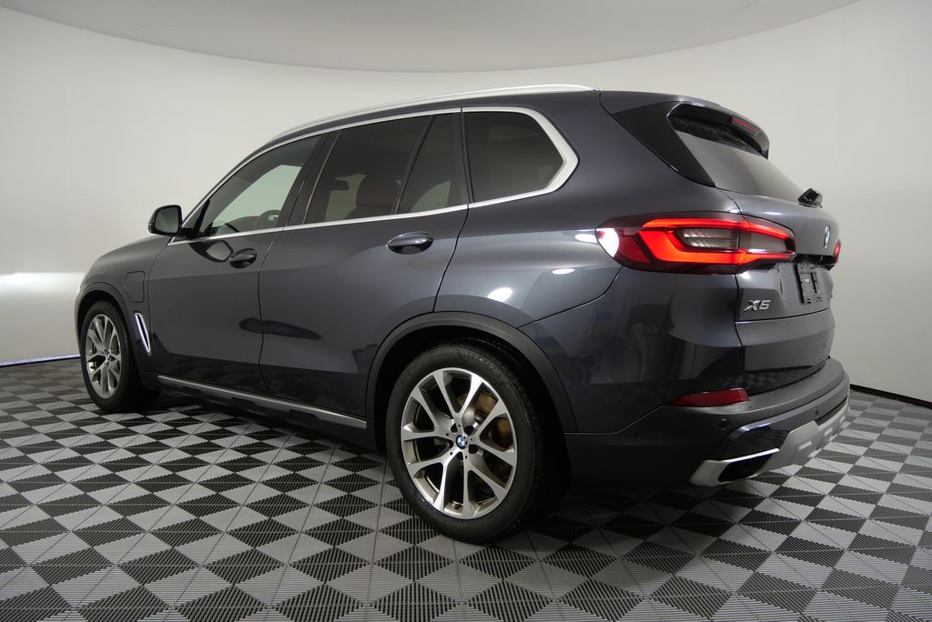 2021 BMW X5 xDrive45e 5
