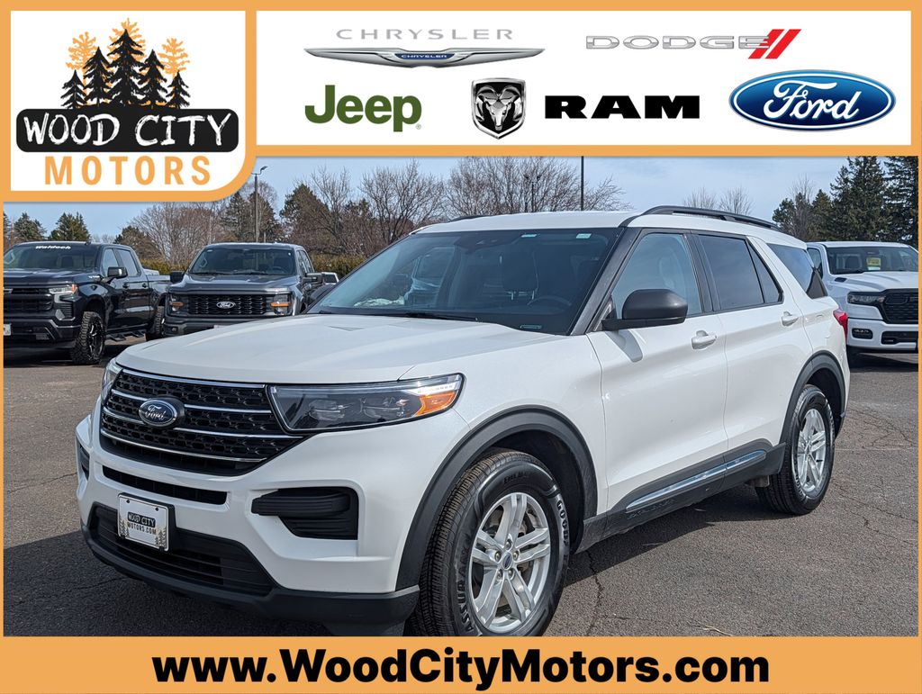 2022 Ford Explorer XLT 4WD's photo