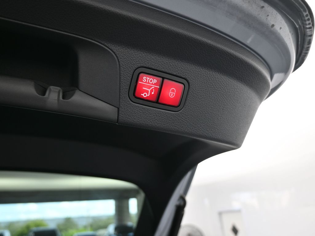 Used 2024 Gray Mercedes-Benz GLE 53 AMG® image 45