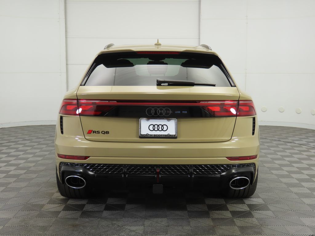2025 Audi RS Q8 4.0T 6