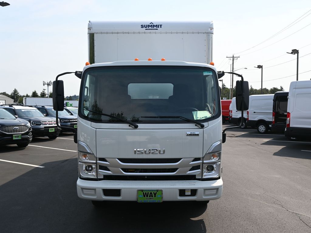 2024 Isuzu NPR HD 