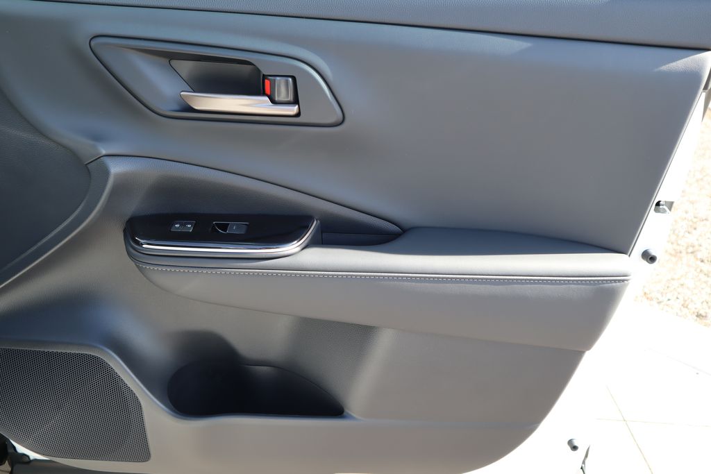 Thumbnail: 2026 Toyota Crown Signia - 24