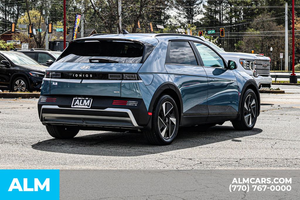 Used 2025 Blue Hyundai SEL image 6