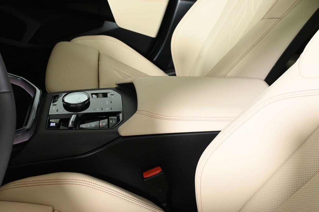 Thumbnail: 2026 BMW X3 - 25