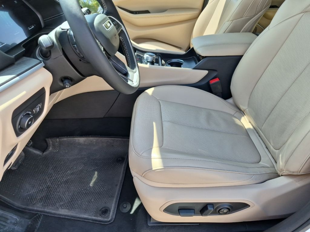 Used Car 2024 Jeep Grand Cherokee  Limited For Sale Under $40,000 In Austin, Texas