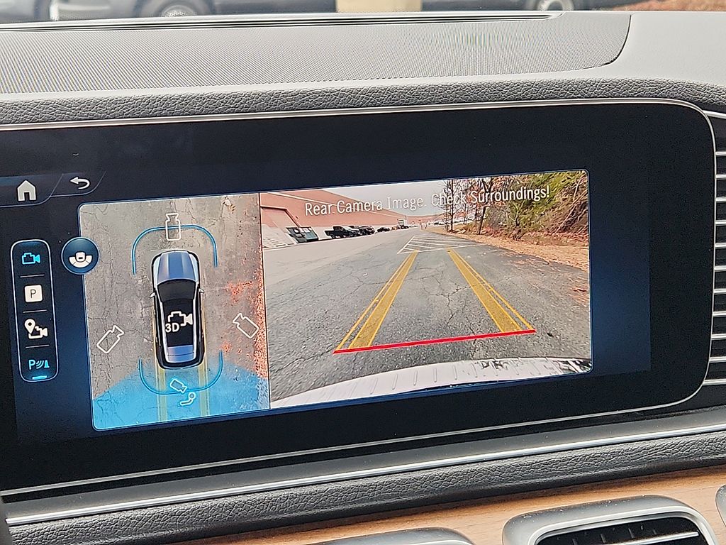 Thumbnail: 2025 Mercedes-Benz GLE - 18