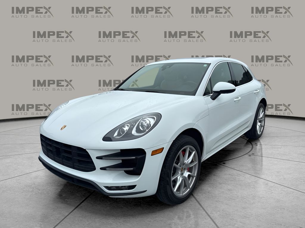 2017 Porsche Macan Turbo's photo