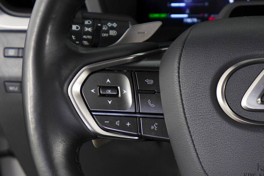 Thumbnail: 2024 Lexus GX - 30