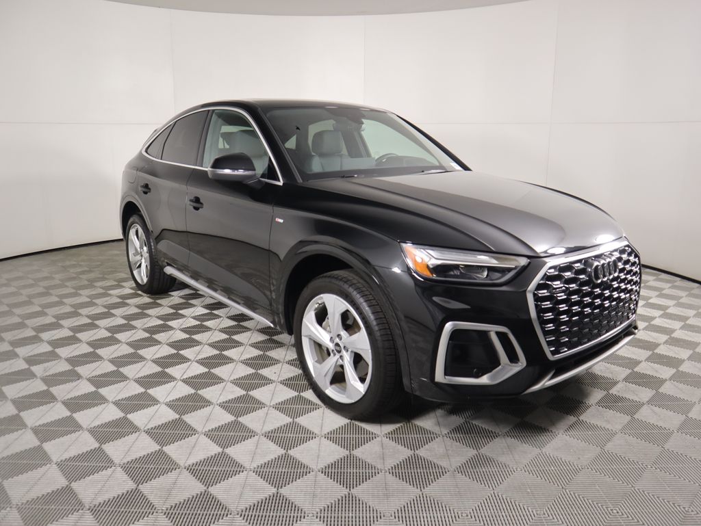 Thumbnail: 2021 Audi Q5 - 3
