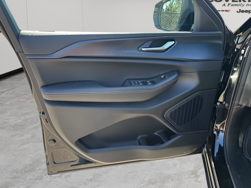 New Car 2025 Jeep Grand Cherokee L  For Sale Under $50,000 In Austin, Texas