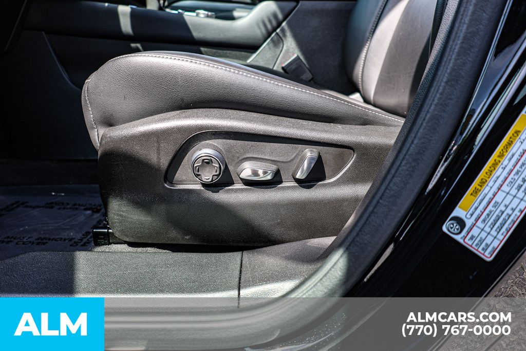 Used 2025 Black Cadillac Premium Luxury image 25