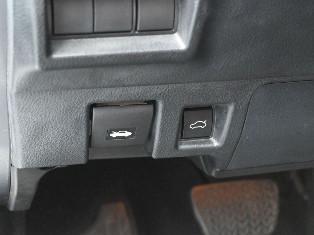 Used 2024 White Lexus 300 image 17