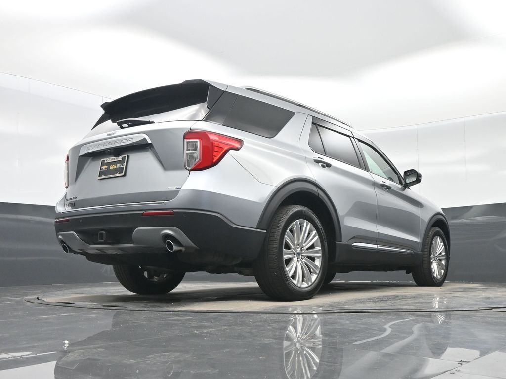 2020 Ford Explorer Limited Silver at Matthews Motors of Wilmington