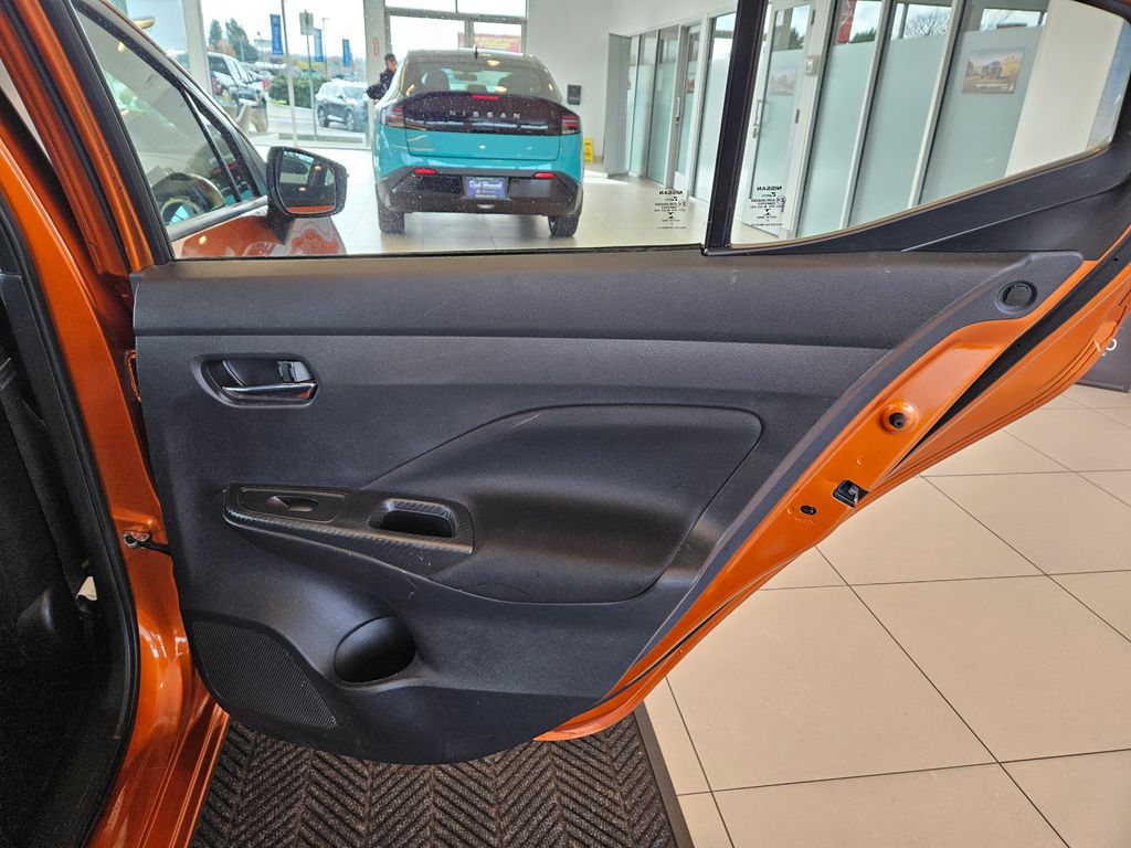 2021 Nissan Versa 1.6 SV