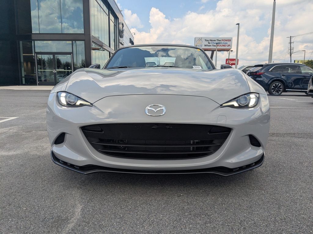 2025 Mazda MX-5 Miata Club