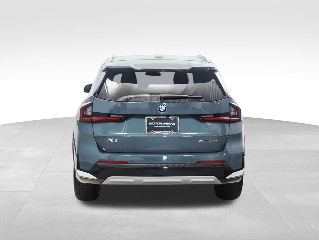 Thumbnail: 2026 BMW X1 - 4