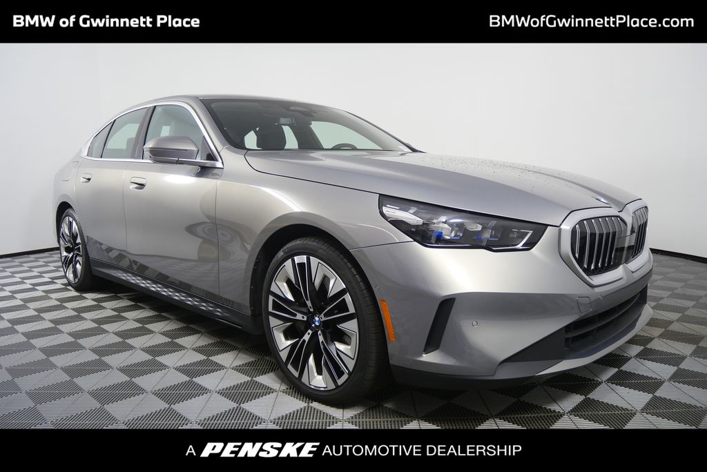 Thumbnail: 2024 BMW 5 Series - 1