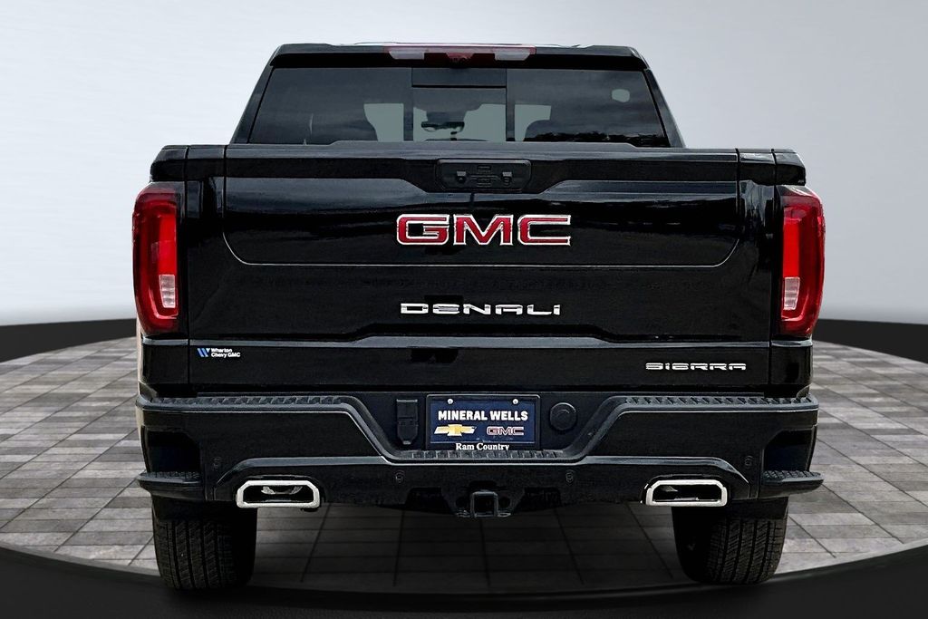 2026 GMC Sierra 1500 Denali - 4