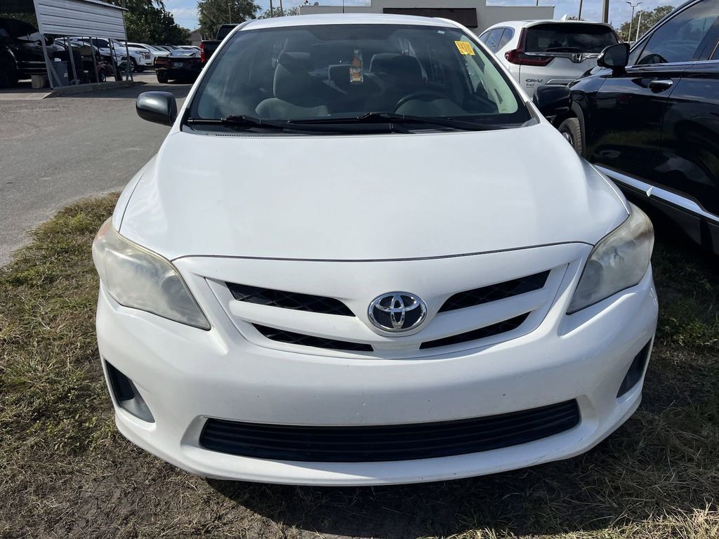 2011 Toyota Corolla LE 2