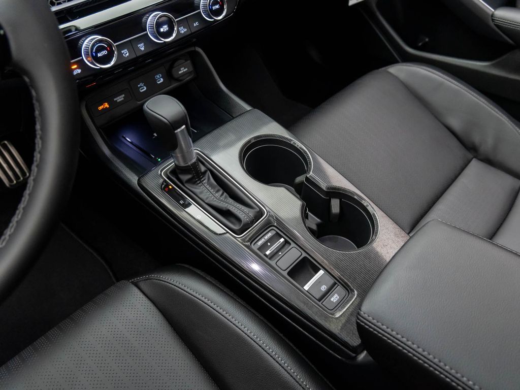 2025 Honda Civic Hybrid Sport Touring photo