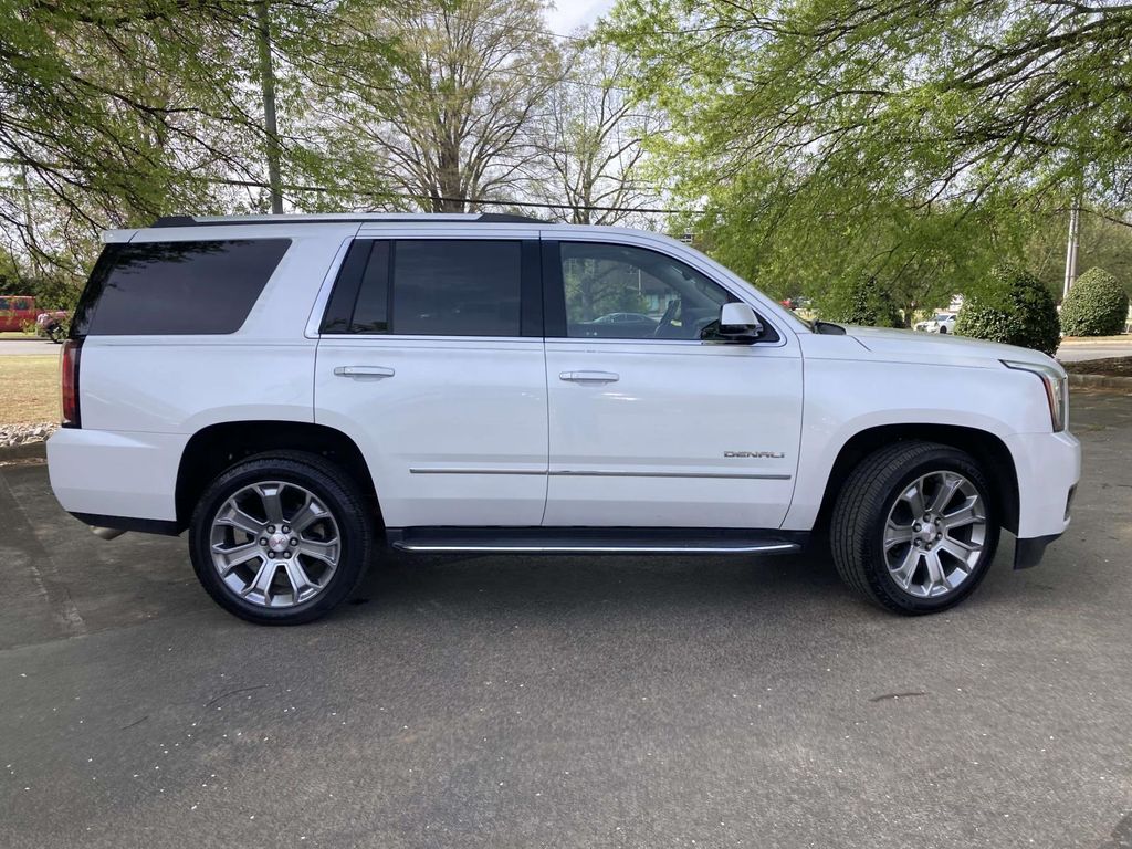 Used 2020 White GMC Denali image 2