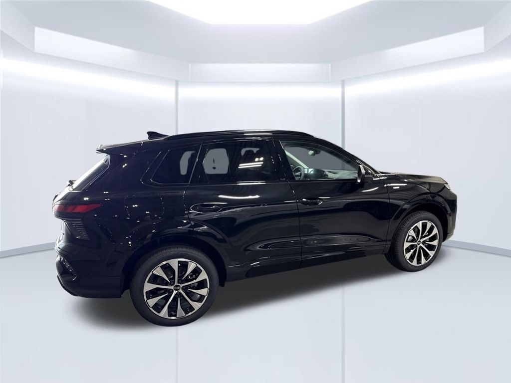 Thumbnail: 2026 Audi Q3 - 6