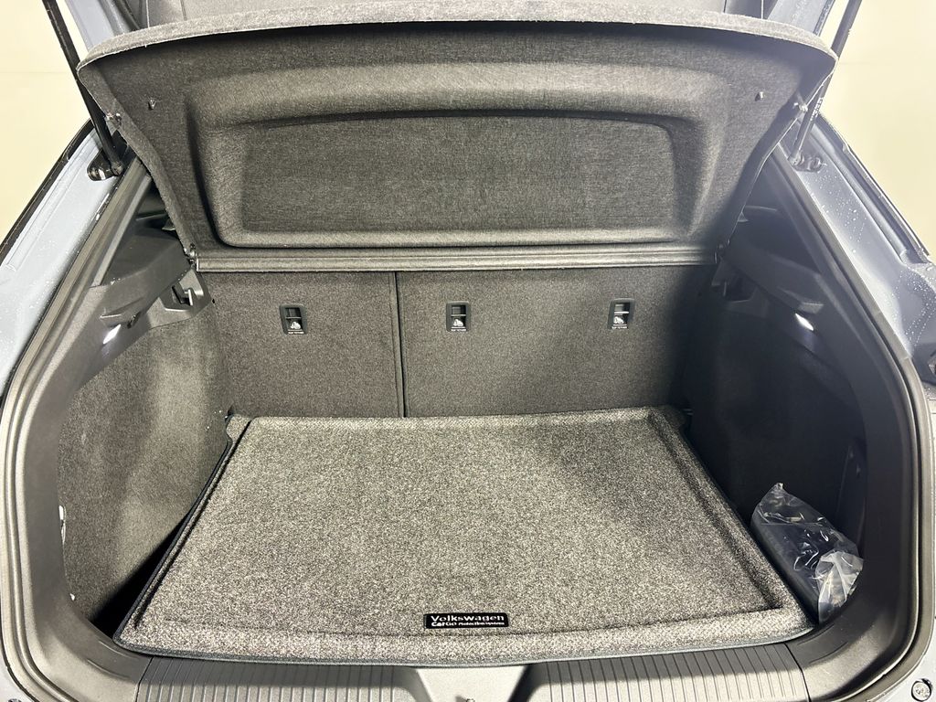 2025 Volkswagen ID.4 Pro