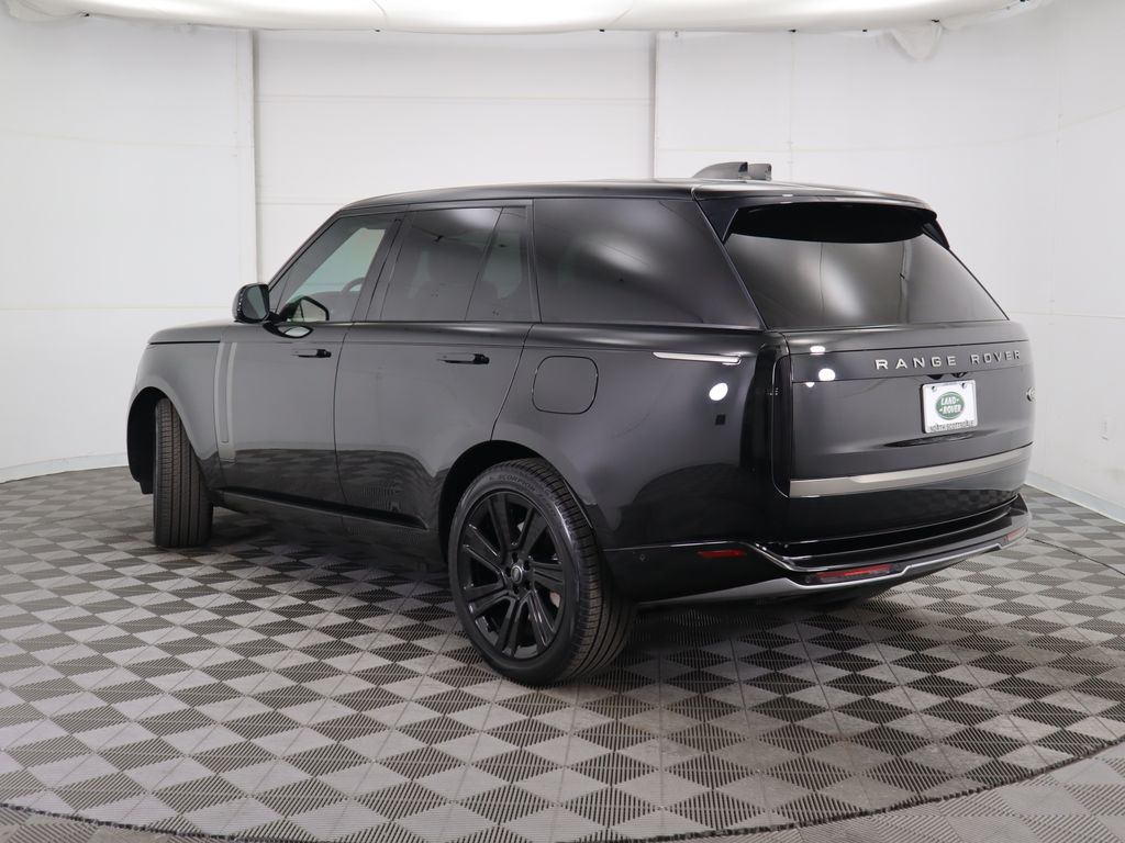 2023 Land Rover Range Rover SE 7