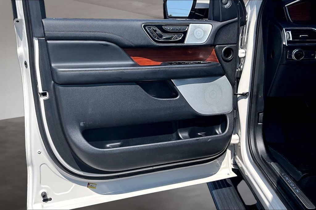 Used 2020 Lincoln Navigator SUV