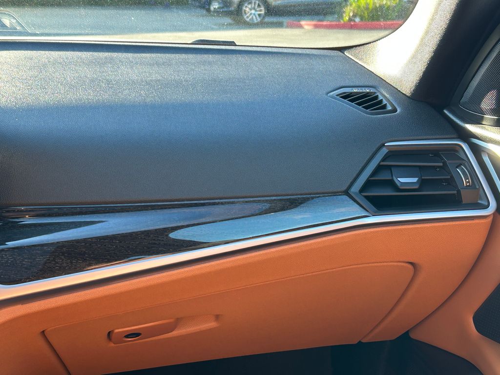 Thumbnail: 2023 BMW i4 - 26