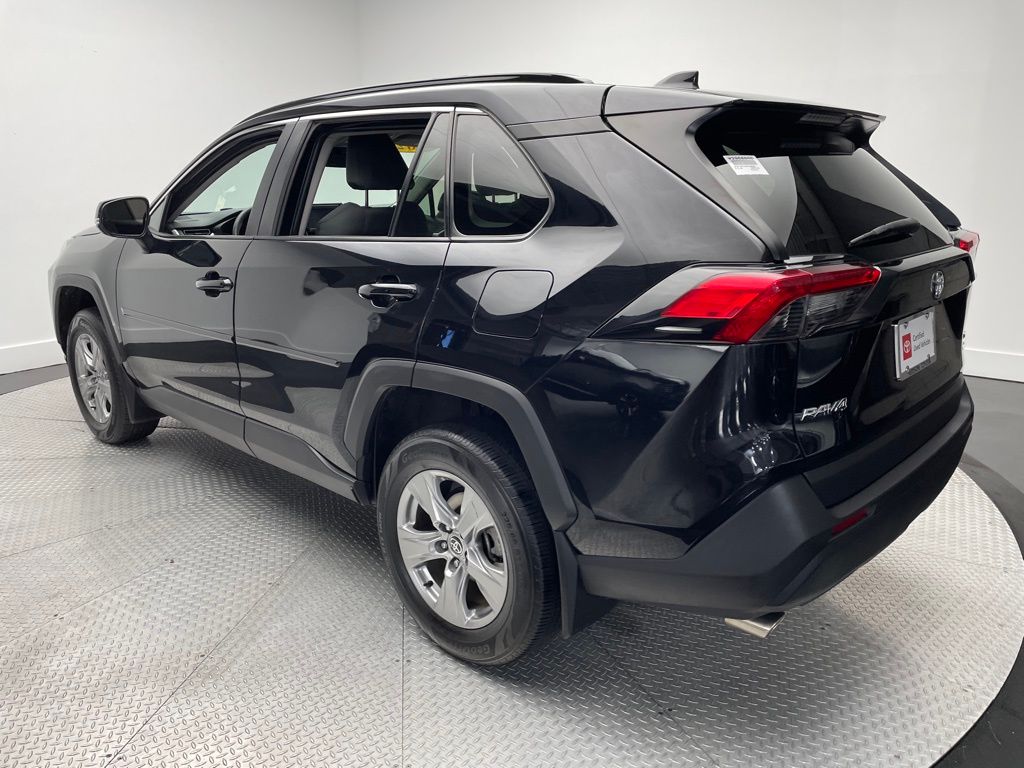 Thumbnail: 2022 Toyota RAV4 - 7