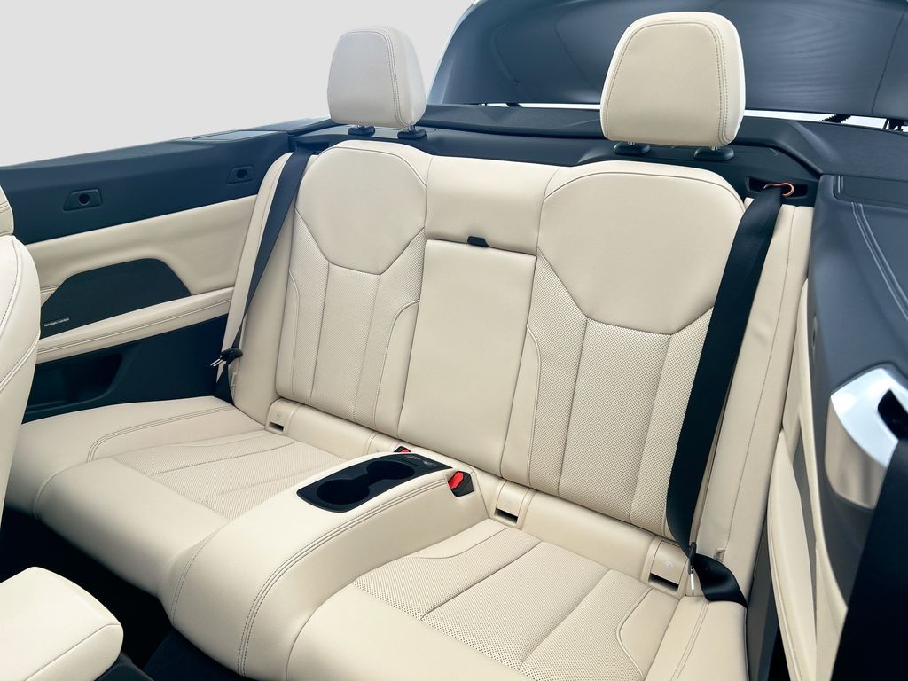 Thumbnail: 2027 BMW 4 Series - 19