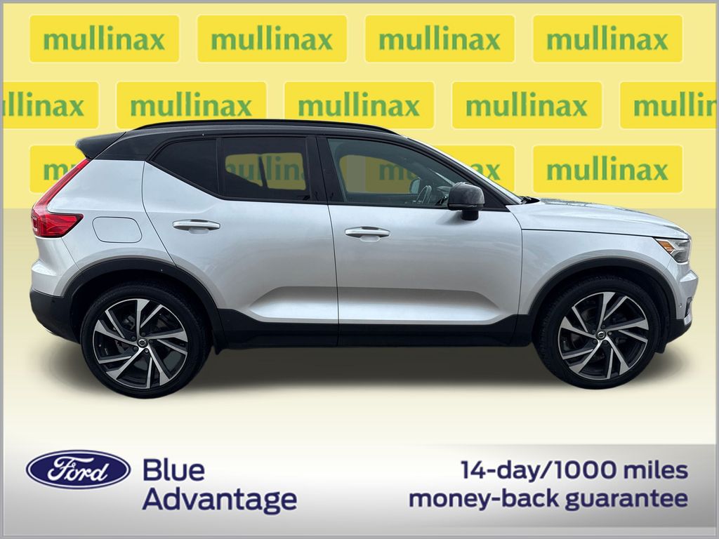 Certified 2019 Volvo XC40 R-Design with VIN YV4162UM0K2136872 for sale in Lake Park, FL