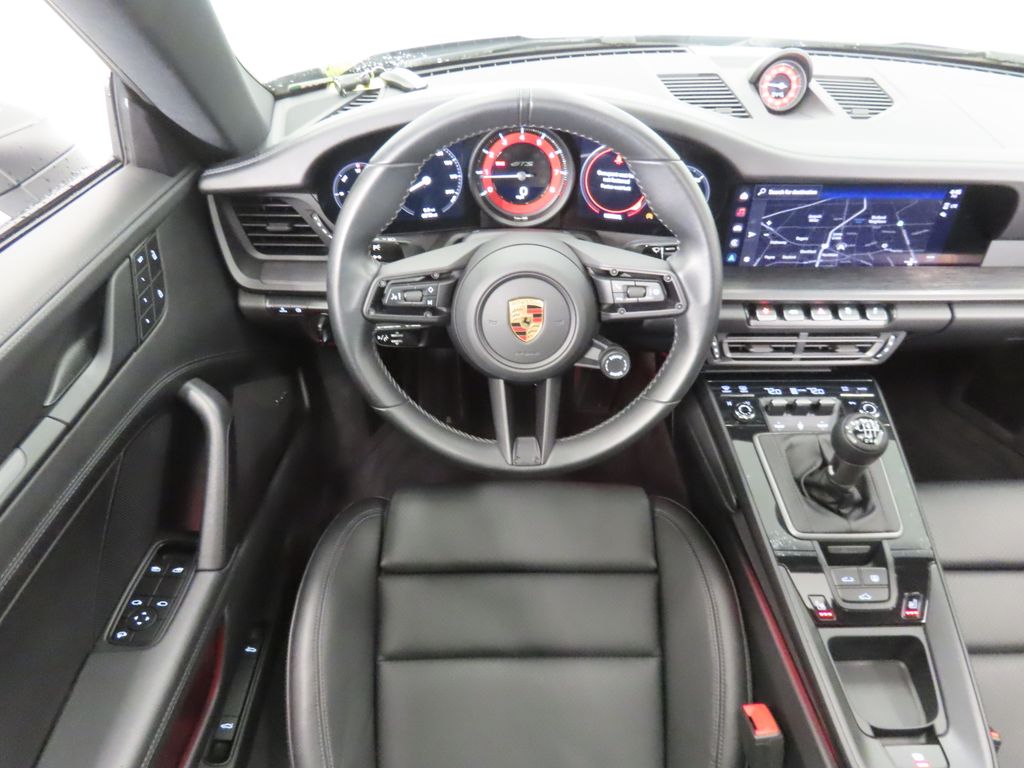 Thumbnail: 2022 Porsche 911 - 16