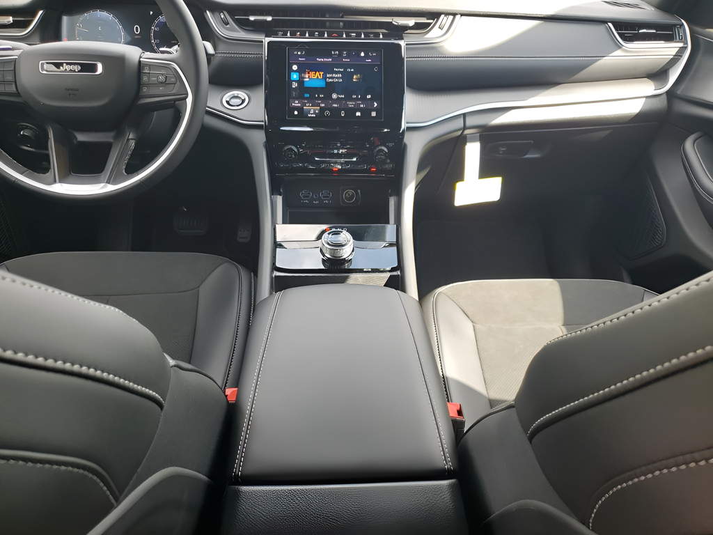 New Car 2025 Jeep Grand Cherokee  For Sale Under $50,000 In Austin, Texas