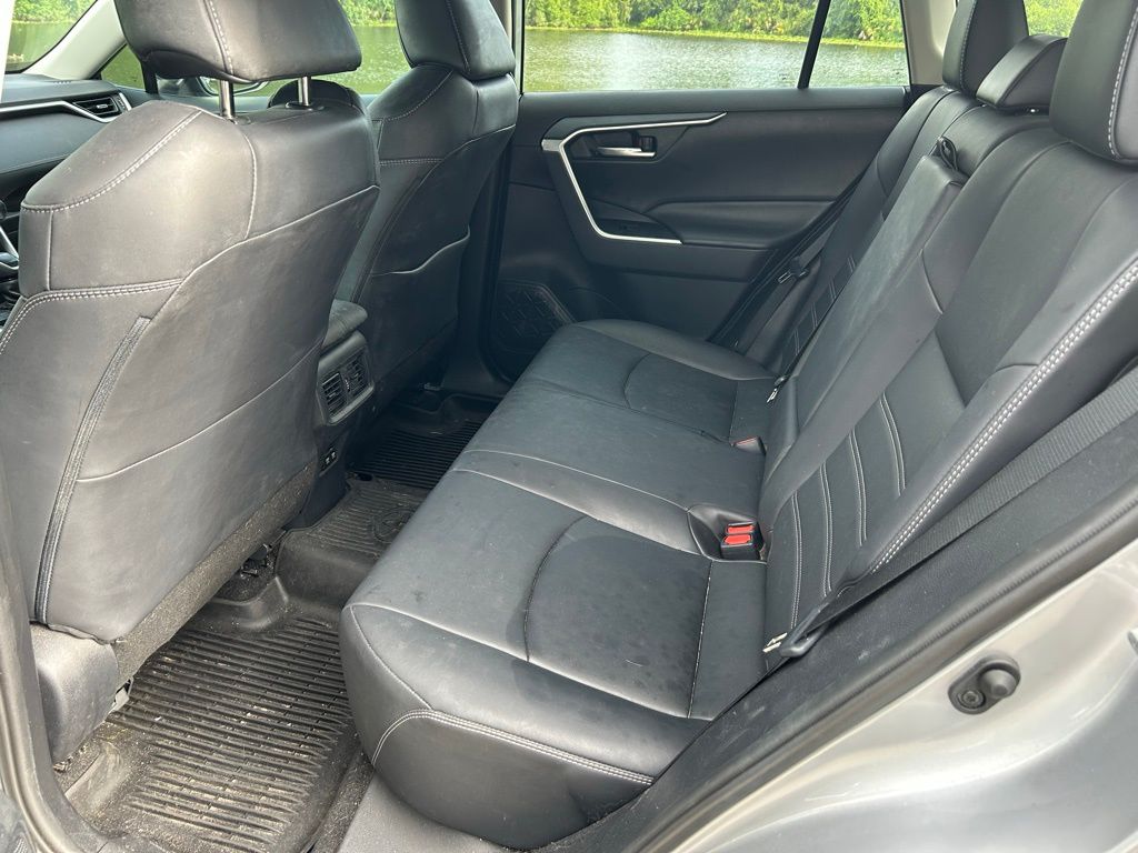 Thumbnail: 2019 Toyota RAV4 - 13