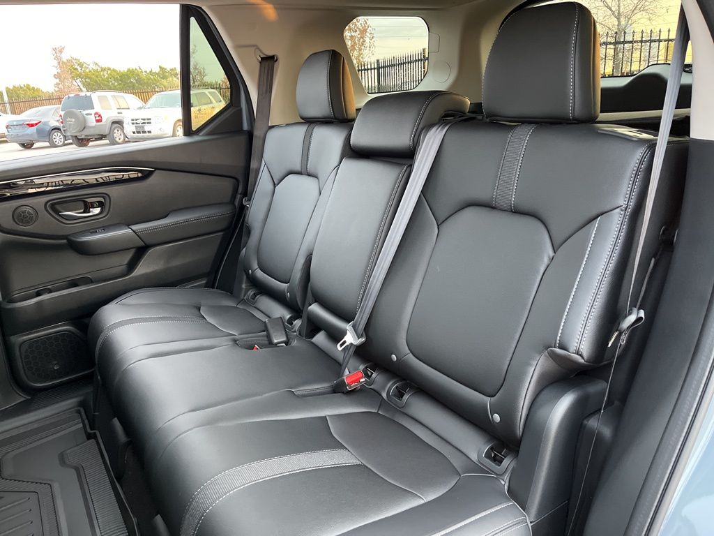 Thumbnail: 2026 Honda Passport - 14