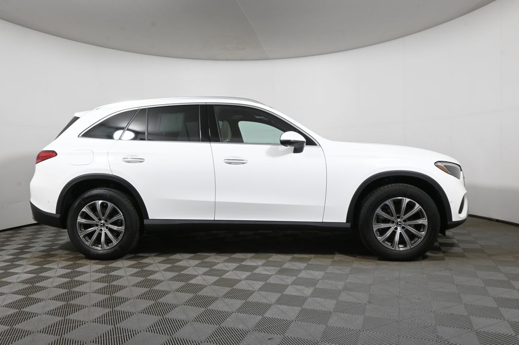 Thumbnail: 2026 Mercedes-Benz GLC - 8