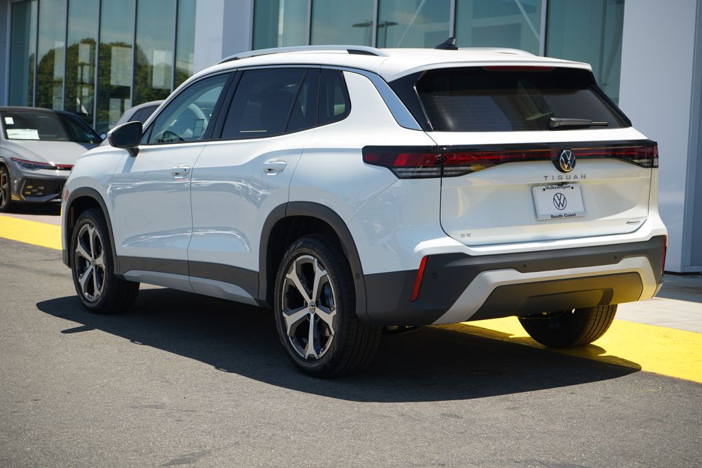 Thumbnail: 2026 Volkswagen Tiguan - 3