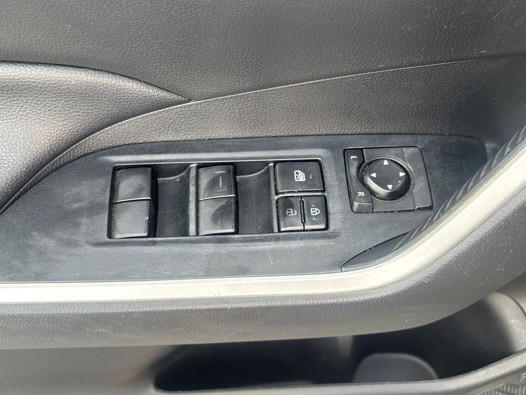 Used 2020 Toyota RAV4 SUV