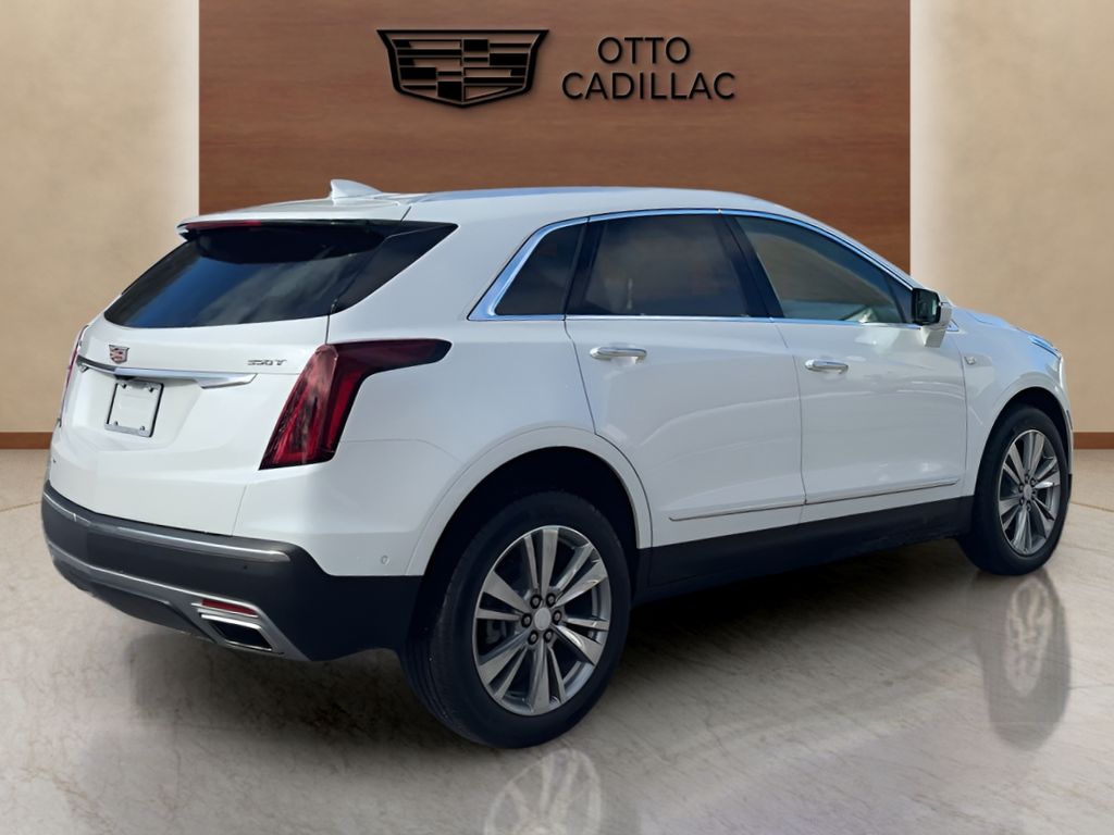 used 2024 Cadillac XT5 car, priced at $37,950
