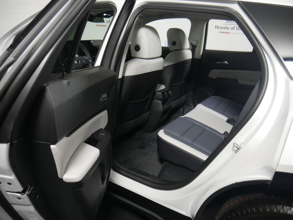 Thumbnail: 2026 Honda Prologue - 16