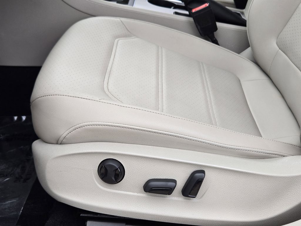 used 2020 Volkswagen Passat car, priced at $15,543