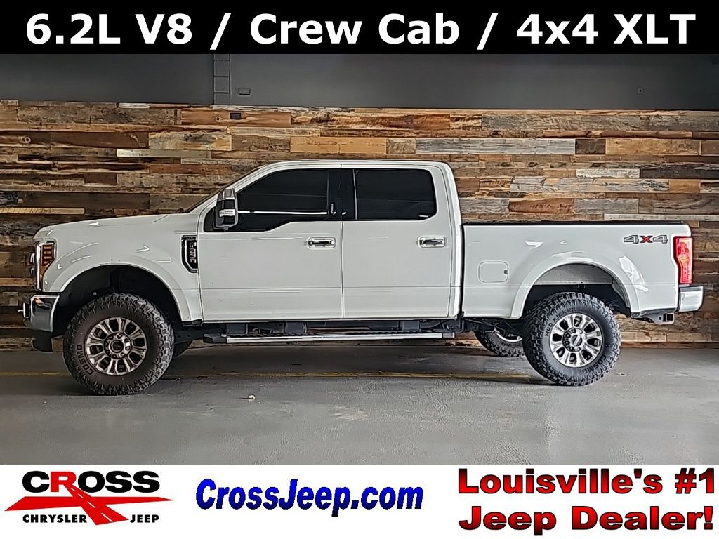 Oxford White 2019 Ford F-250 Super Duty XLT Crew Cab 4WD Pickup Truck Four-Wheel Drive 6-Speed Automatic