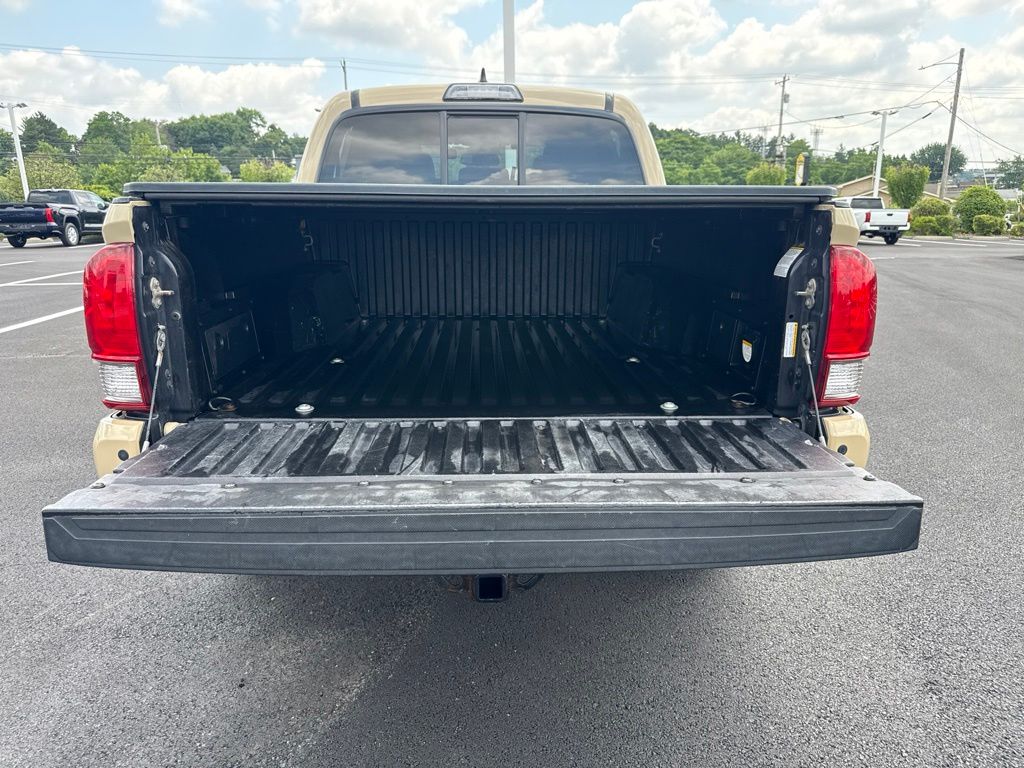 Used 2016 Toyota Tacoma Truck