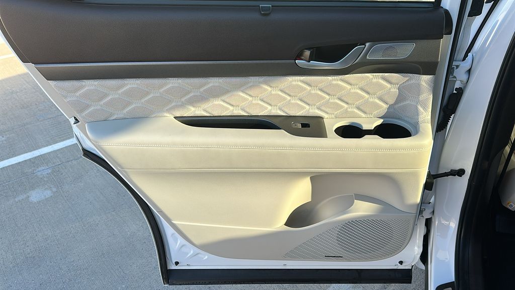 2020 Hyundai Palisade Limited White at Community Toyota