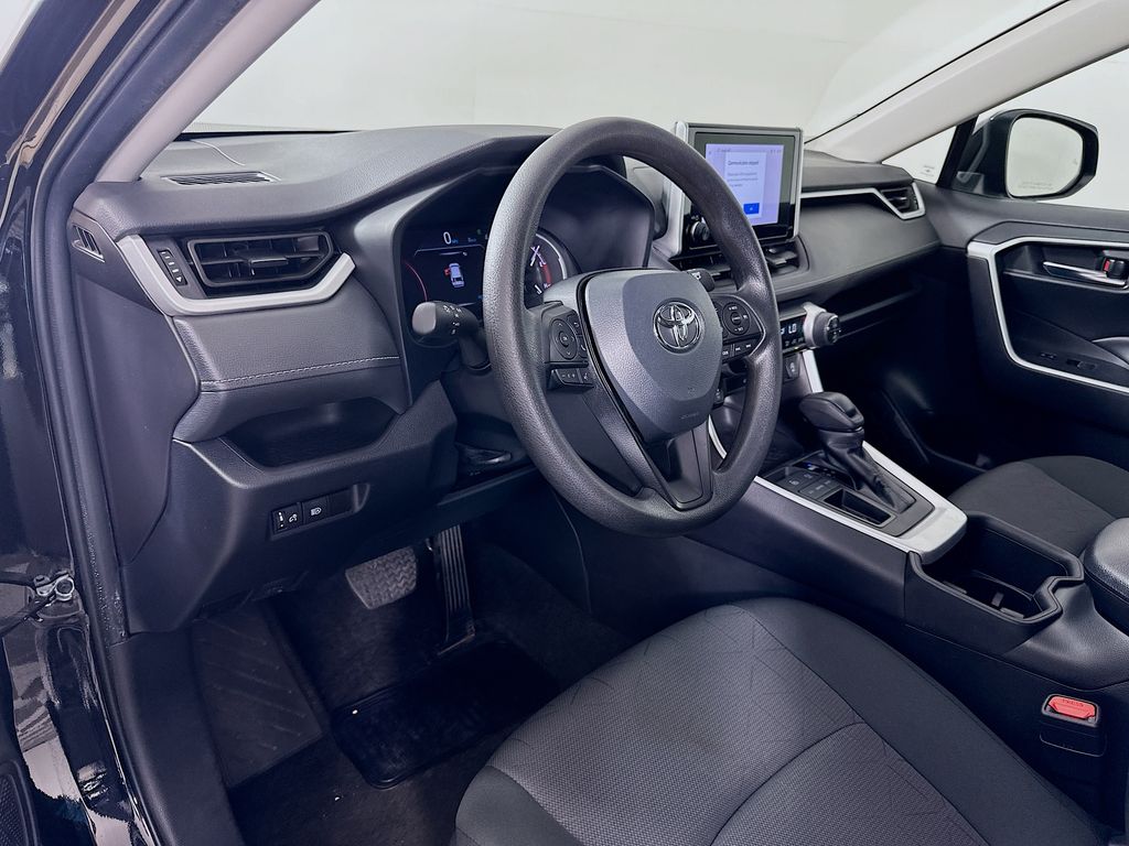 Thumbnail: 2024 Toyota RAV4 - 9