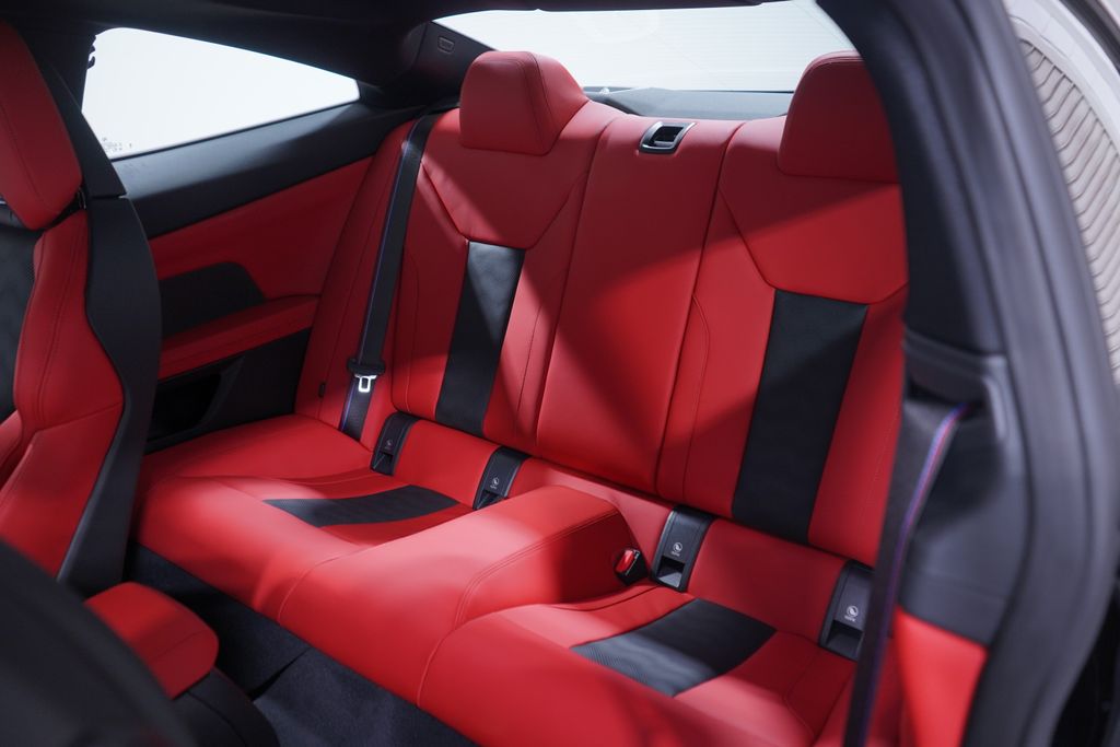 Thumbnail: 2026 BMW M4 - 9