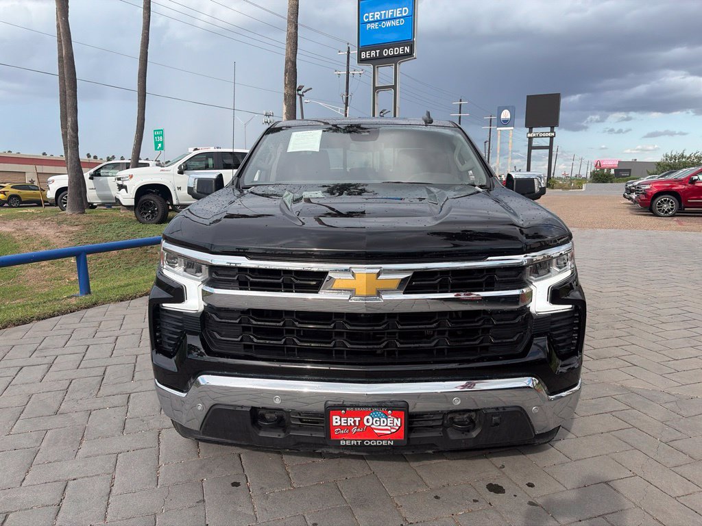 Used 2026 Black Chevrolet LT image 2